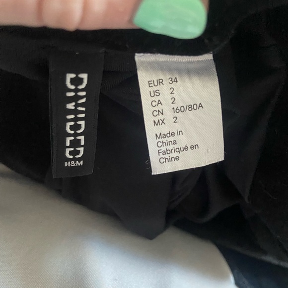 H&M Divided Black Faux Suede Full Zip Overall Mini Dress Size 2 - Picture 4 of 5